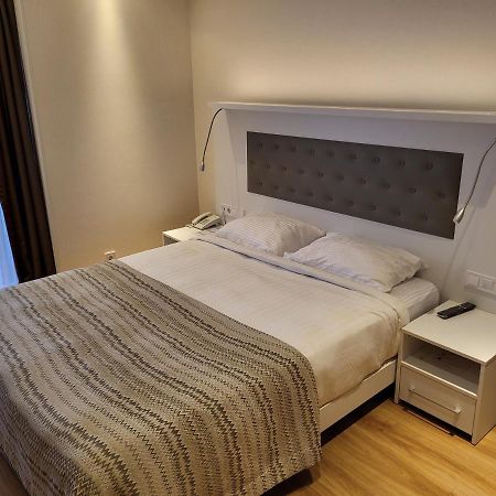 Black Sea Apartments Alliance Palace Batumi Exteriér fotografie