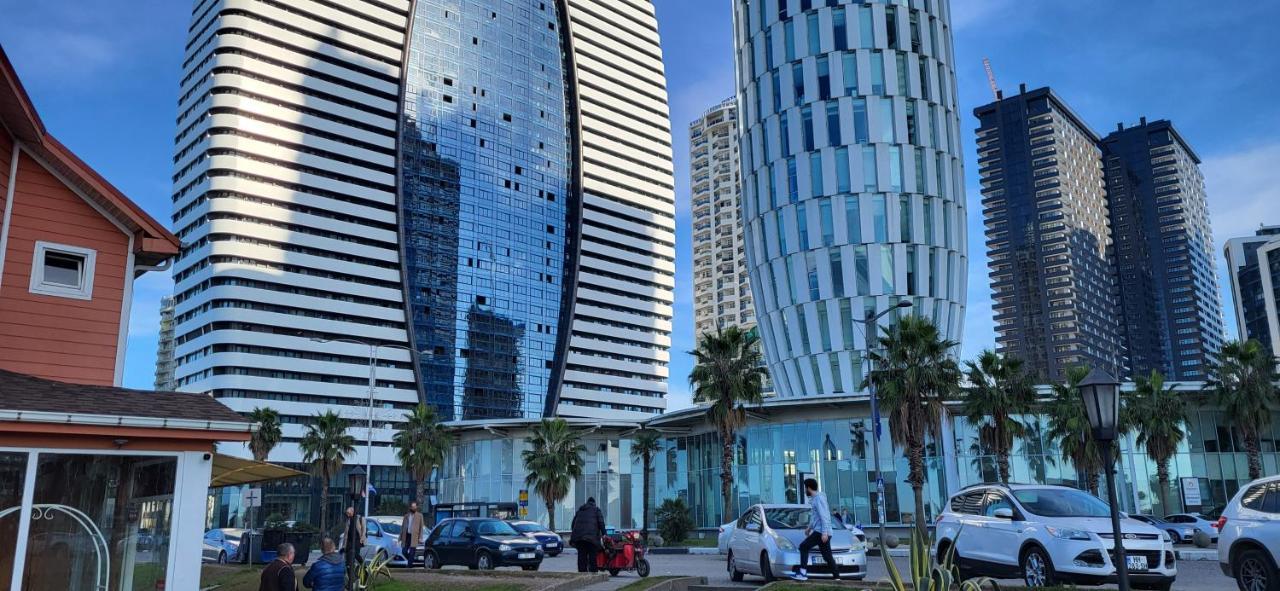 Black Sea Apartments Alliance Palace Batumi Exteriér fotografie