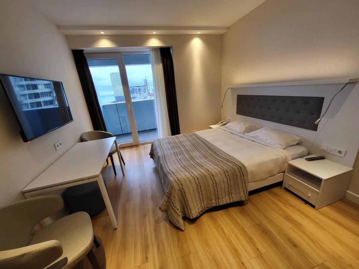 Black Sea Apartments Alliance Palace Batumi Exteriér fotografie
