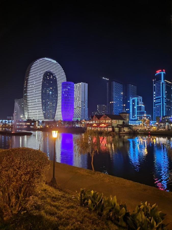 Black Sea Apartments Alliance Palace Batumi Exteriér fotografie