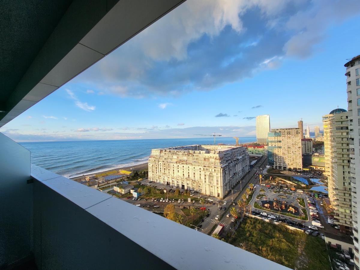 Black Sea Apartments Alliance Palace Batumi Exteriér fotografie