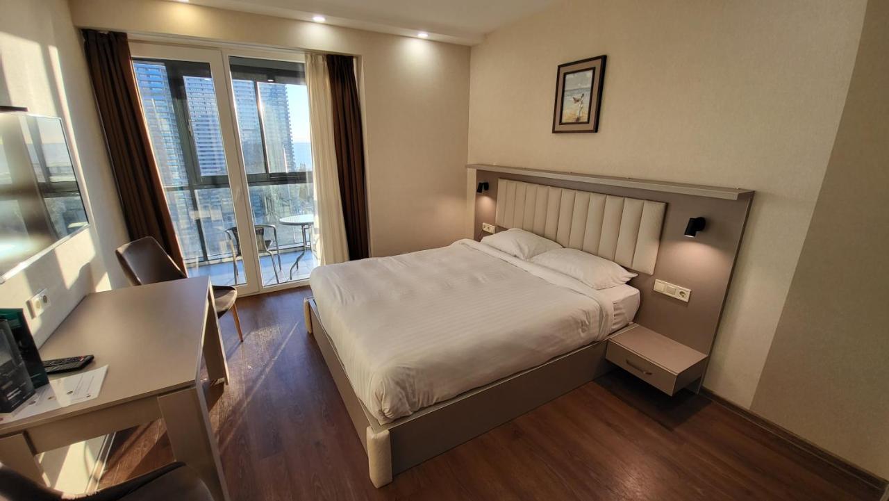 Black Sea Apartments Alliance Palace Batumi Exteriér fotografie
